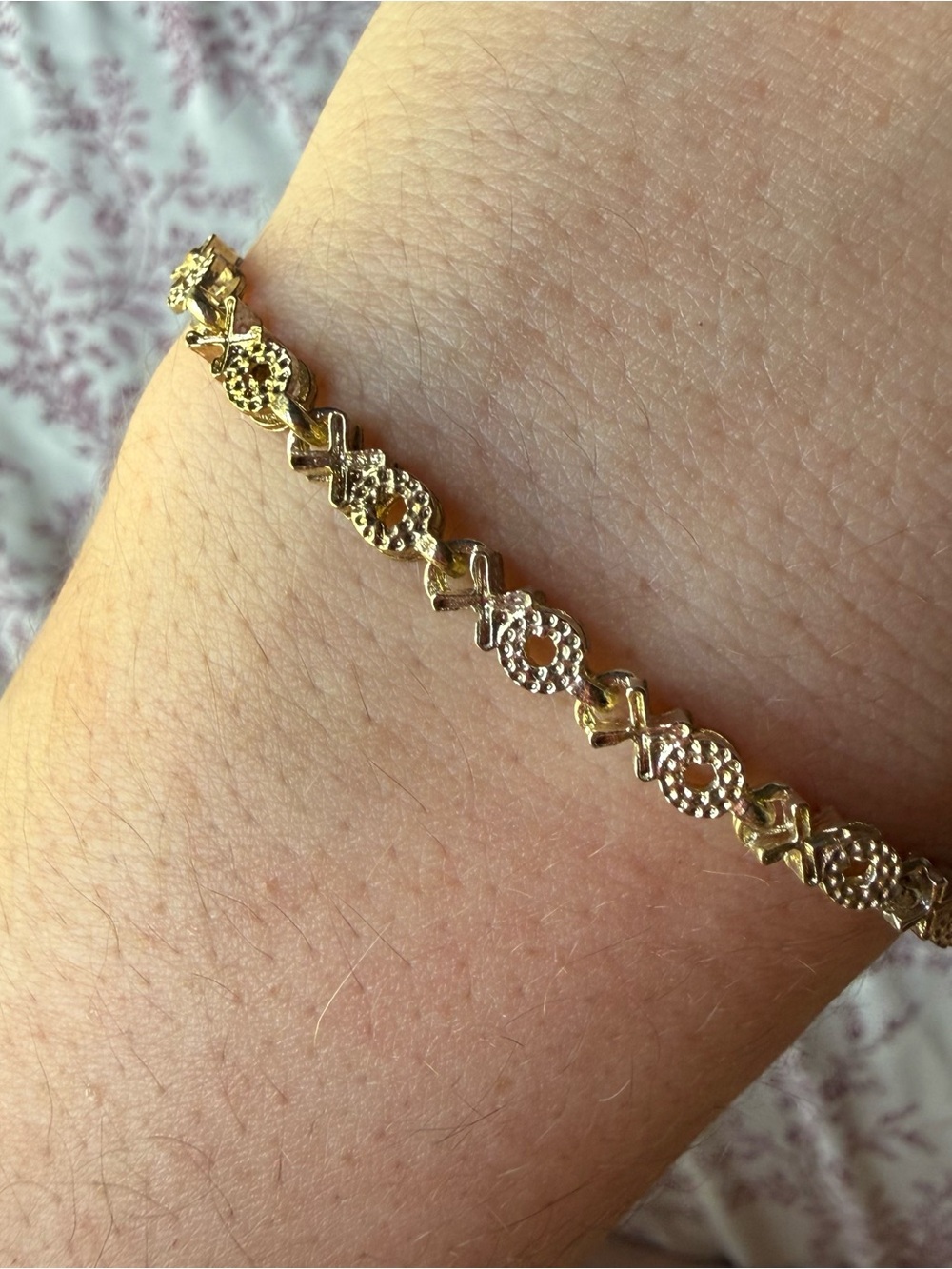 Gold XO Link Bracelet for Women - Delicate Gold Tone